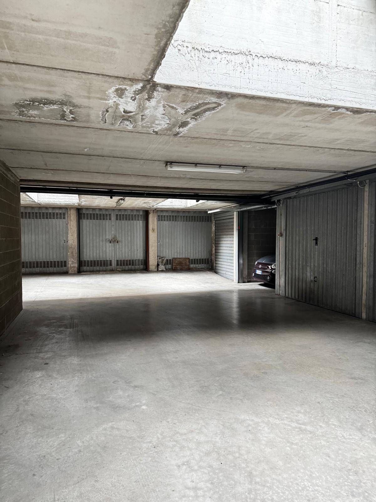 Box o garage in affitto a Torino, Mirafiori sud