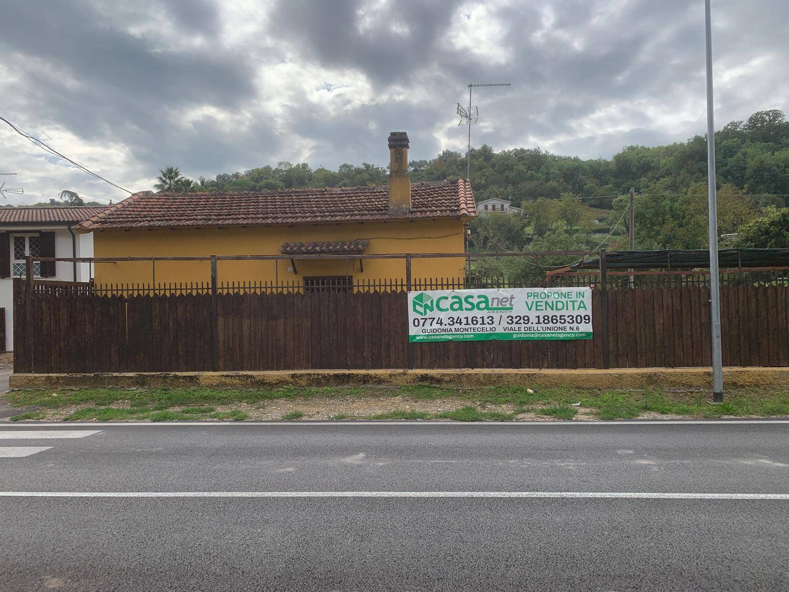 Casa indipendente con terrazzo, Marcellina campetella