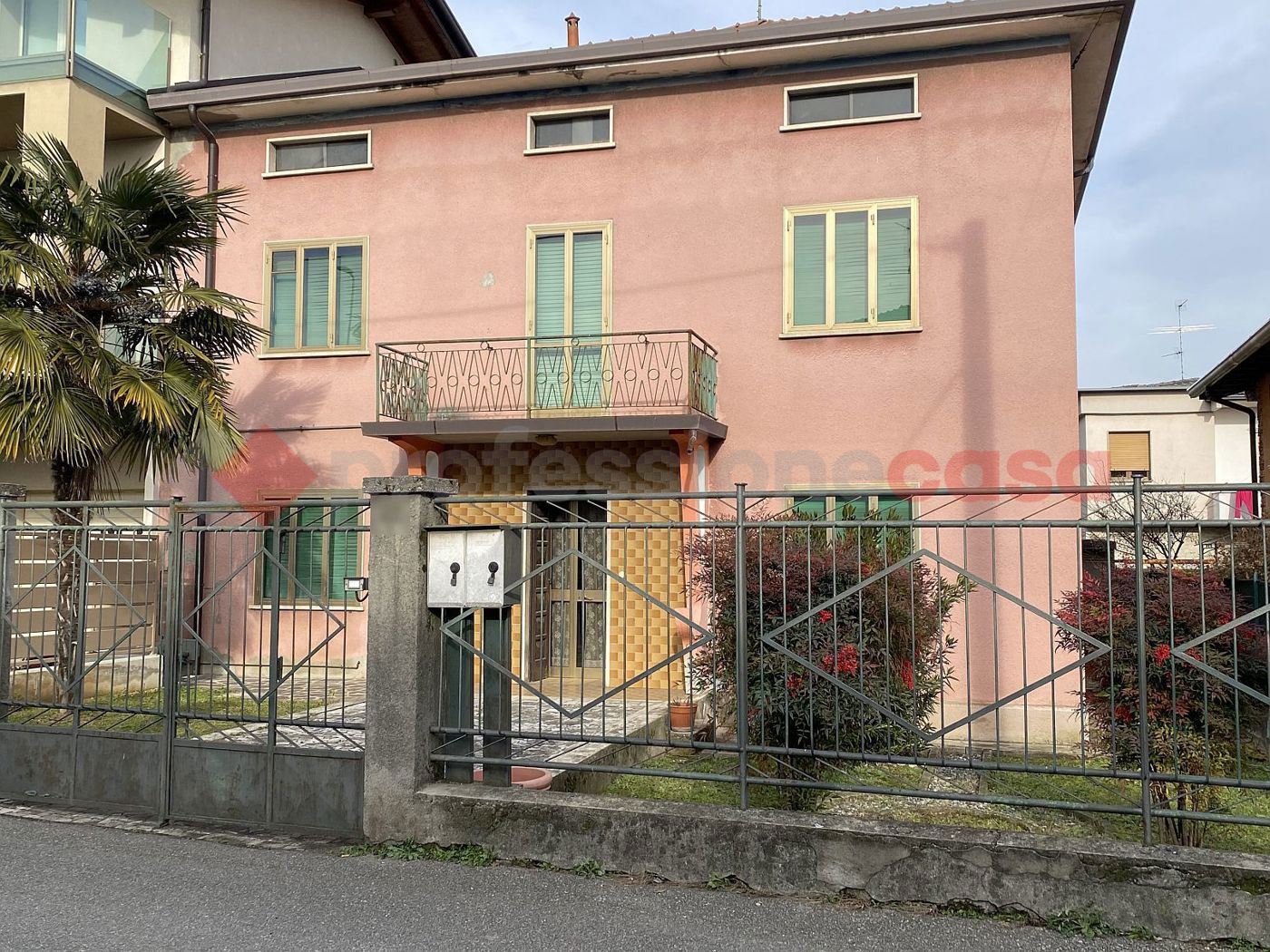 Casa indipendente con giardino a Osio Sotto