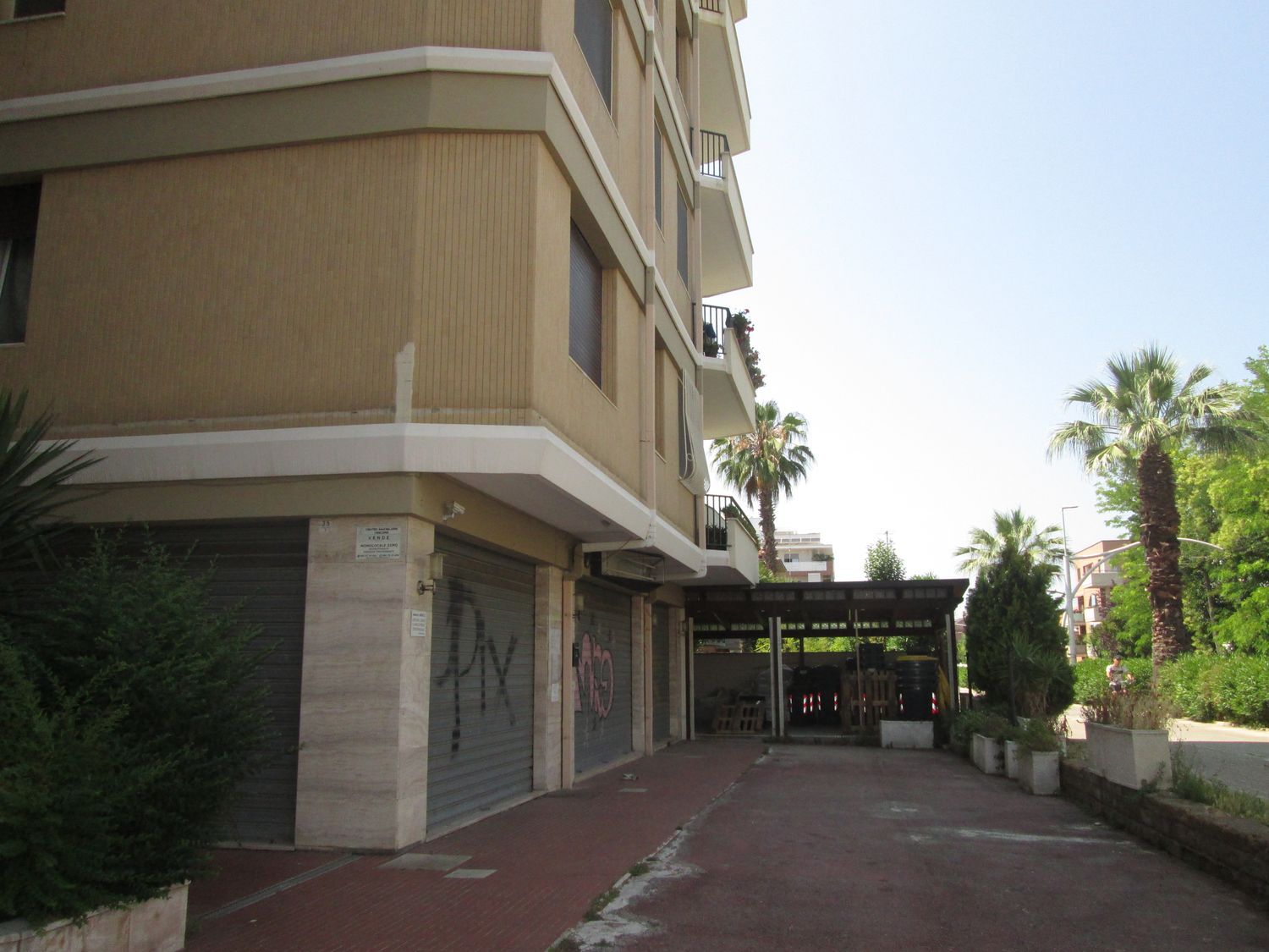 Locale commerciale in affitto in via castellamare adriatico 35, Pescara