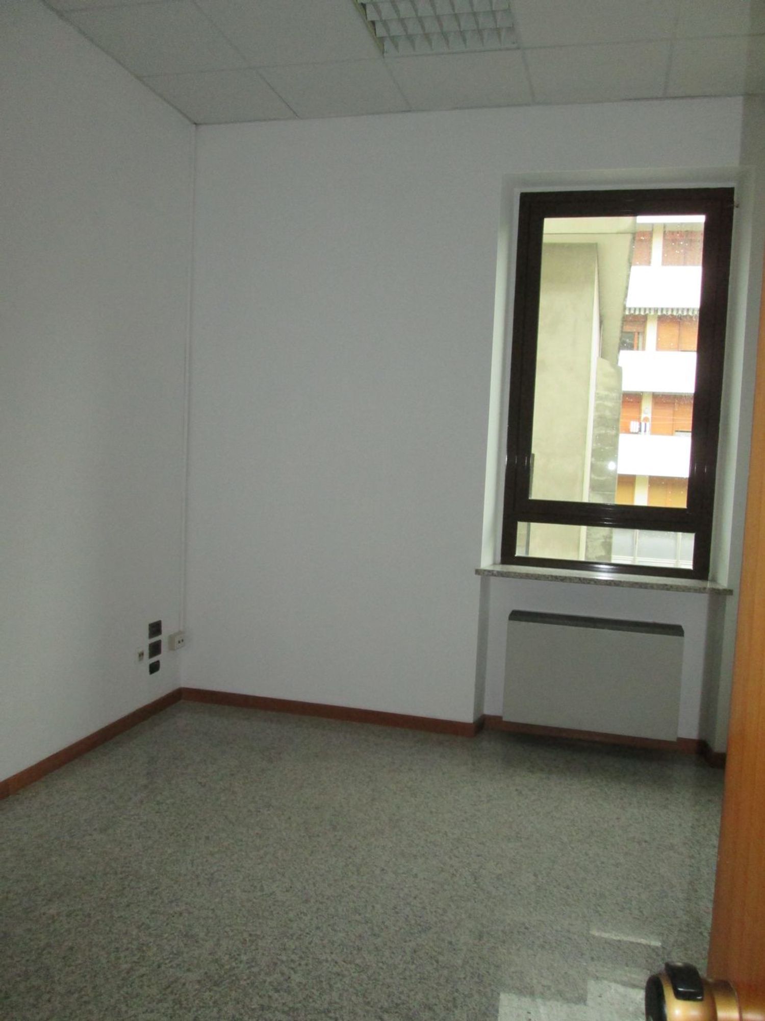 Ufficio in affitto in via messina 7, Pescara