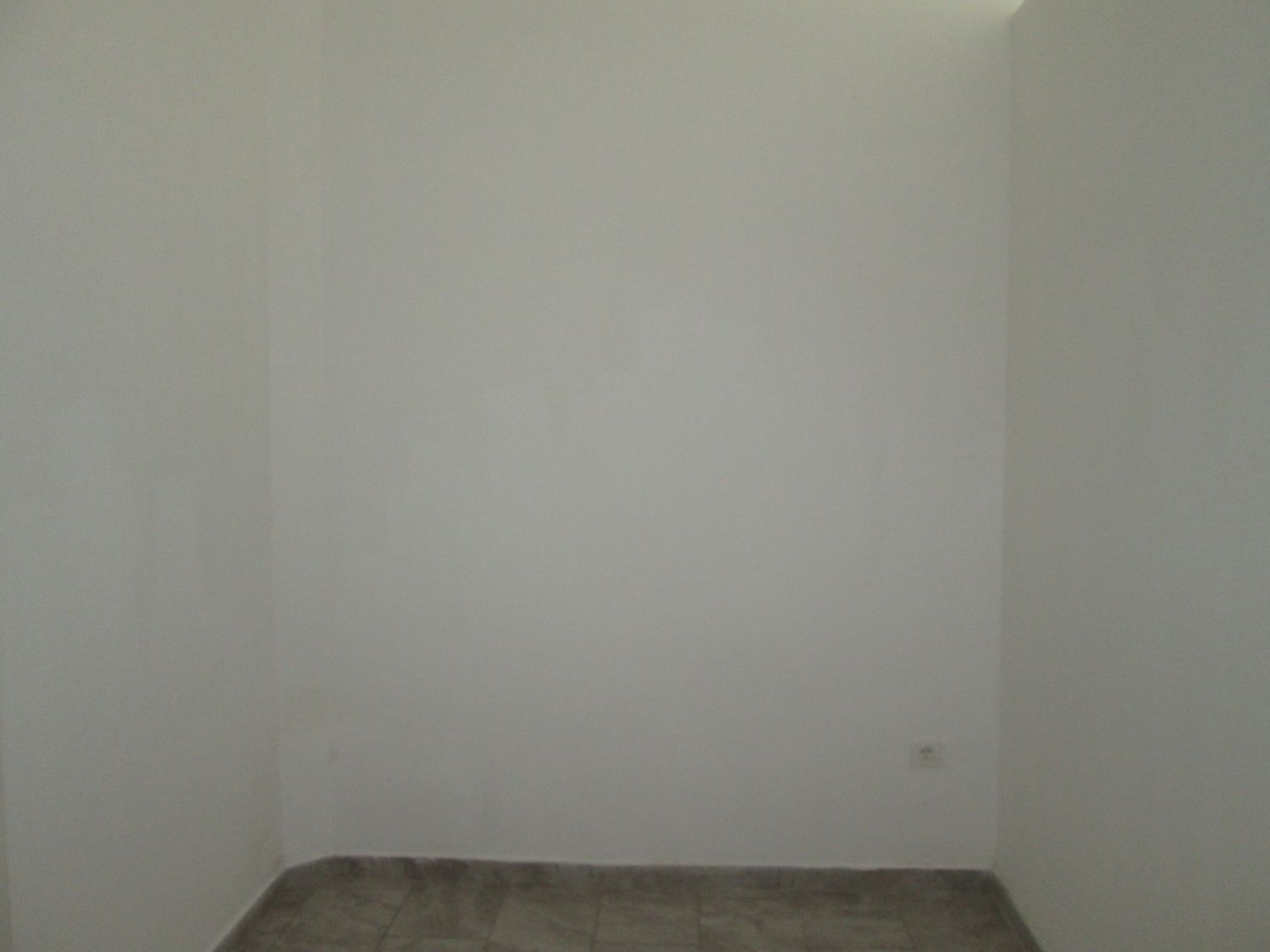 Locale commerciale in affitto in via raffaello sanzio 74, Pescara