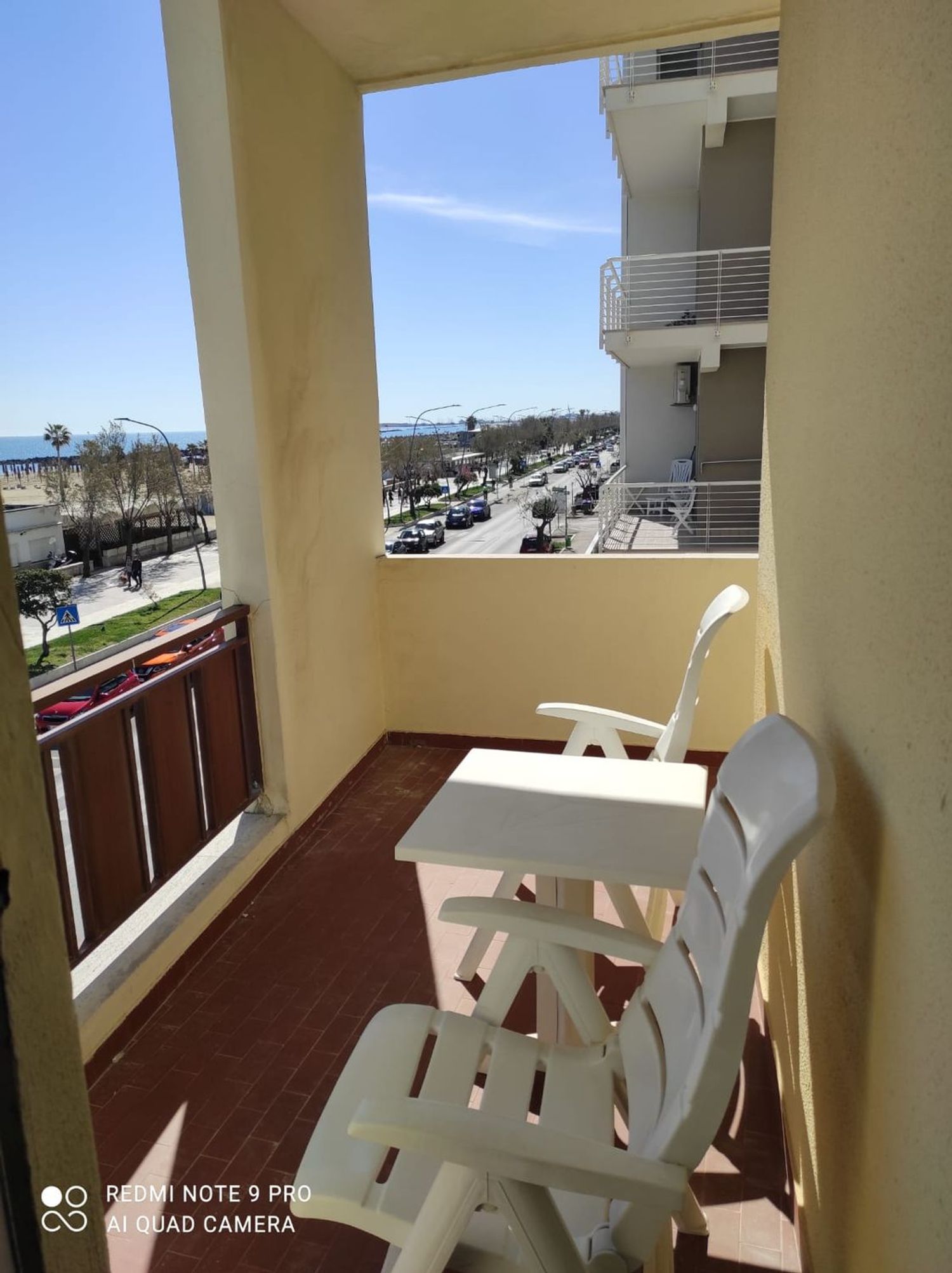 Trilocale vista mare in via via zara 39, Pescara