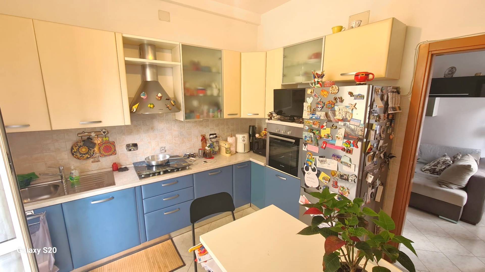 Appartamento in vendita a Genova, Rivarolo