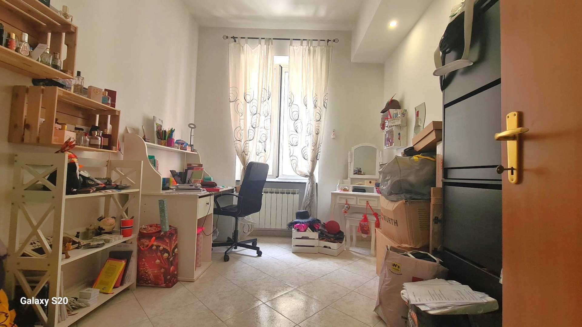 Appartamento in vendita a Genova, Rivarolo