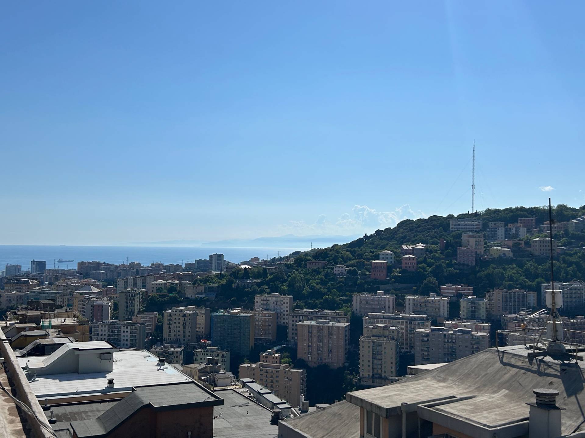 Attico in vendita a Genova, Oregina