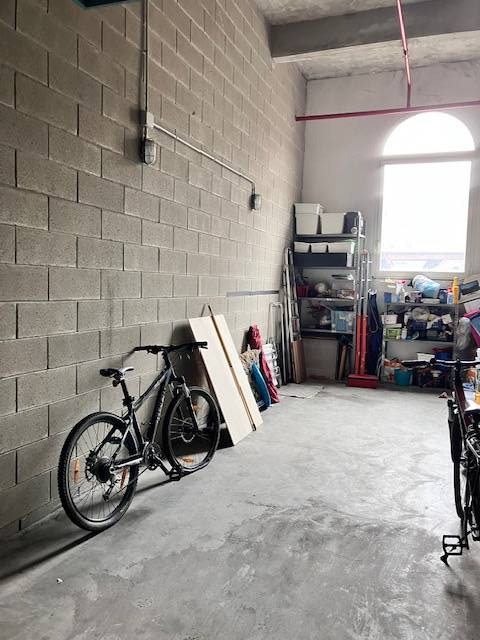 Box in affitto a Genova, Oregina