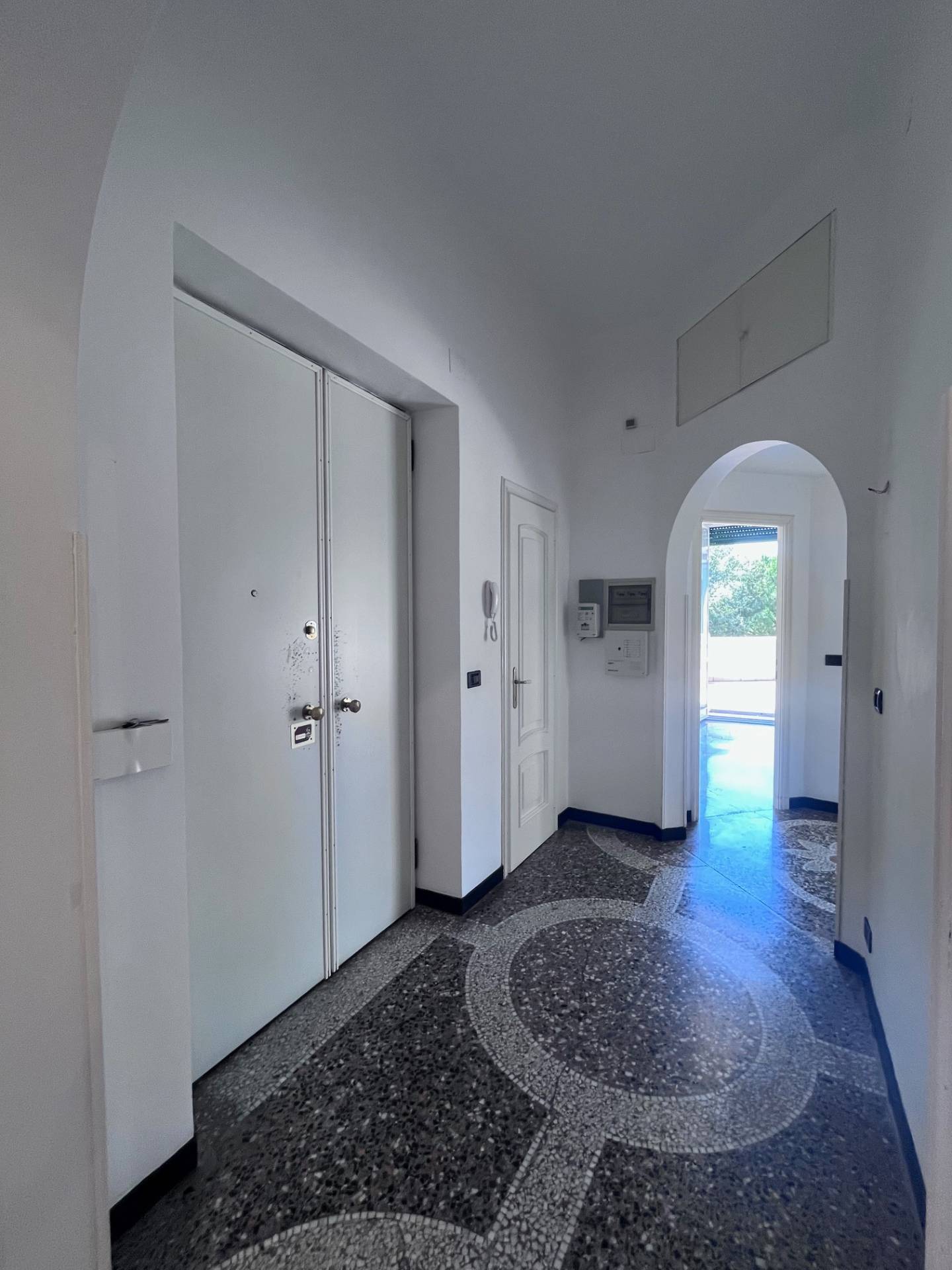 Appartamento in vendita a Genova, Oregina