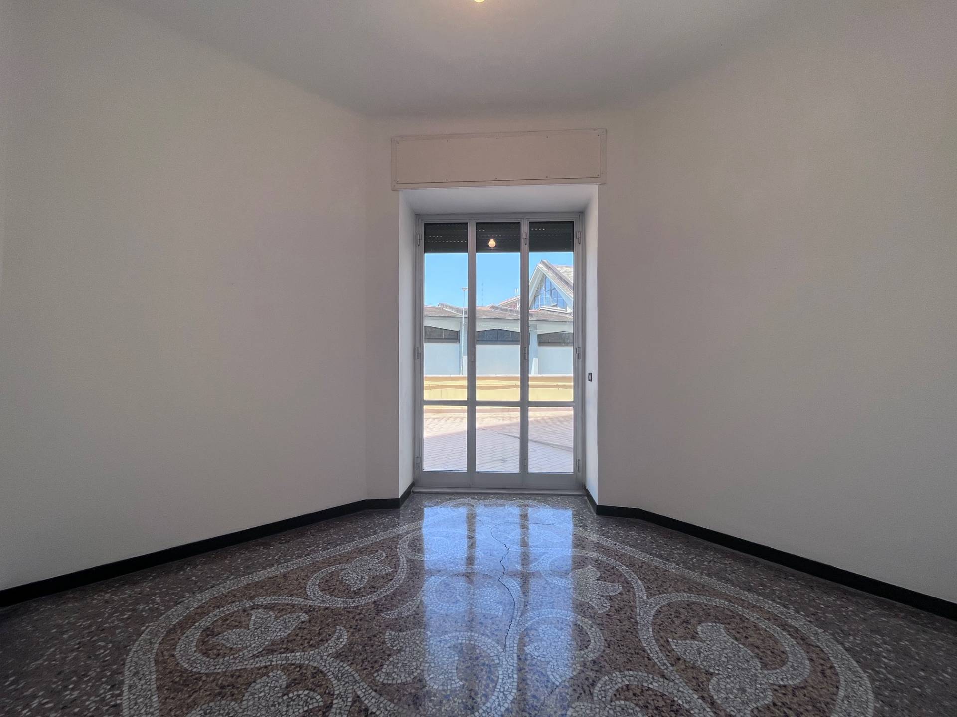 Appartamento in vendita a Genova, Oregina