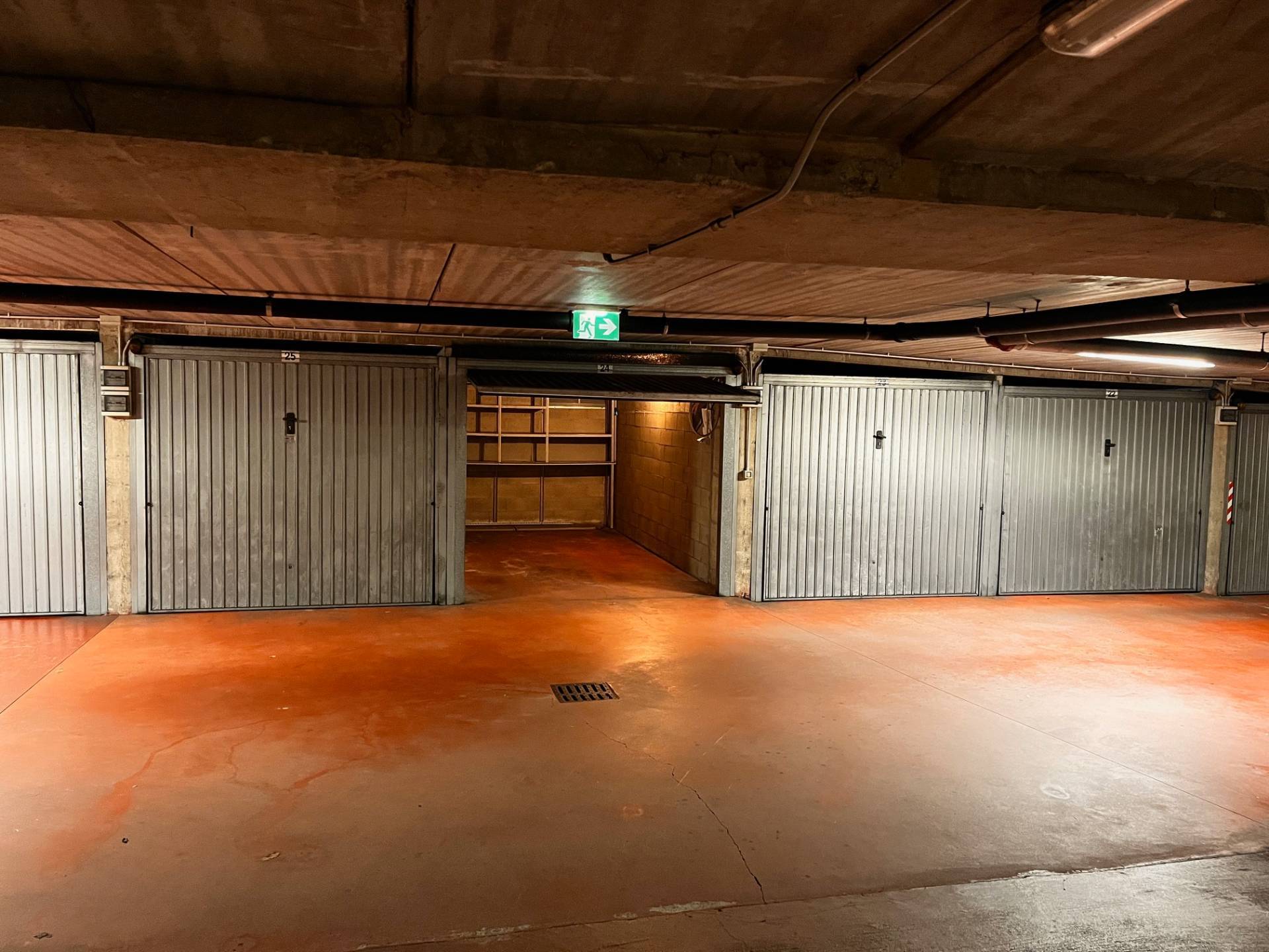 Box in vendita a Genova, Oregina