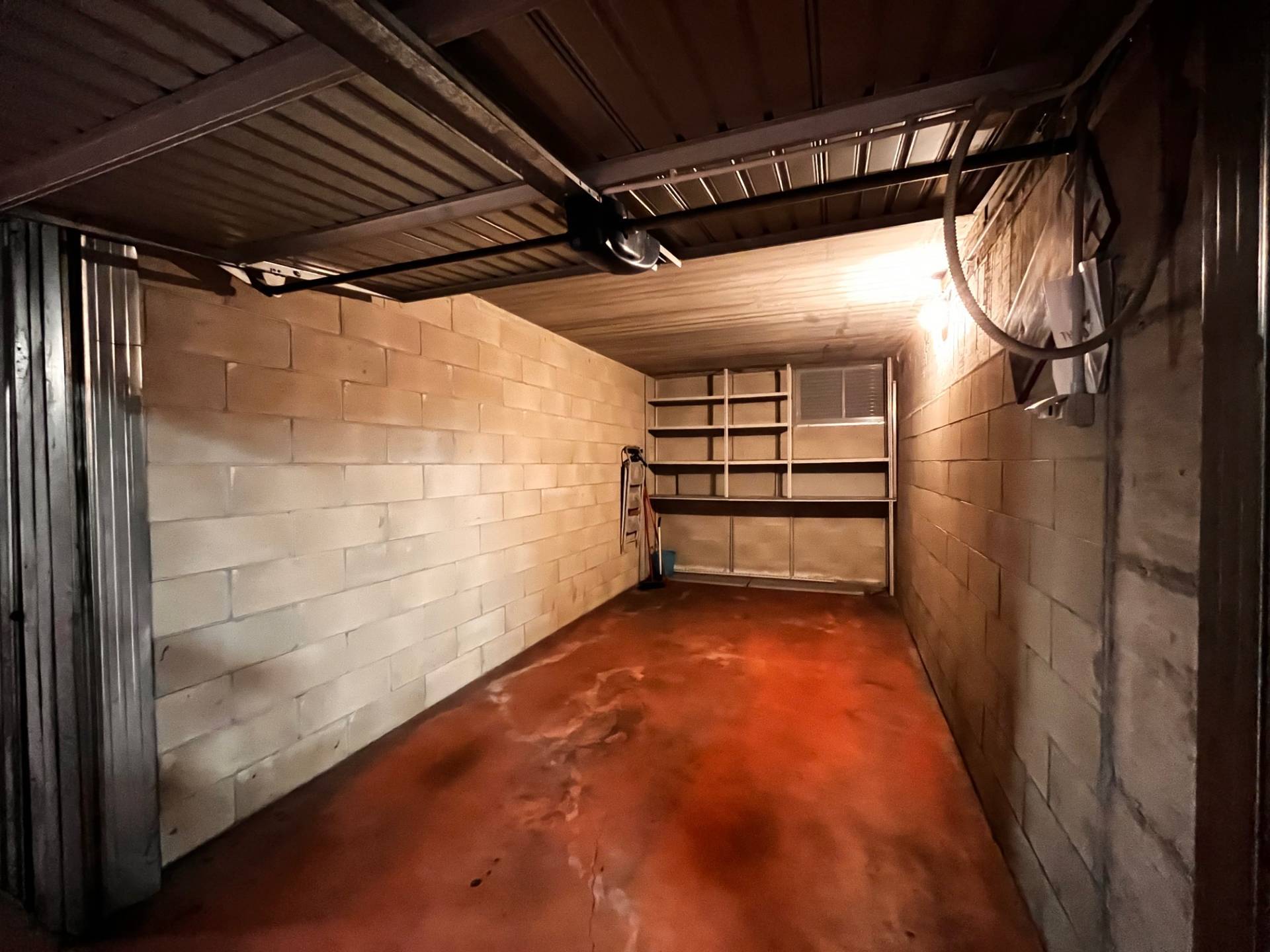 Box in vendita a Genova, Oregina