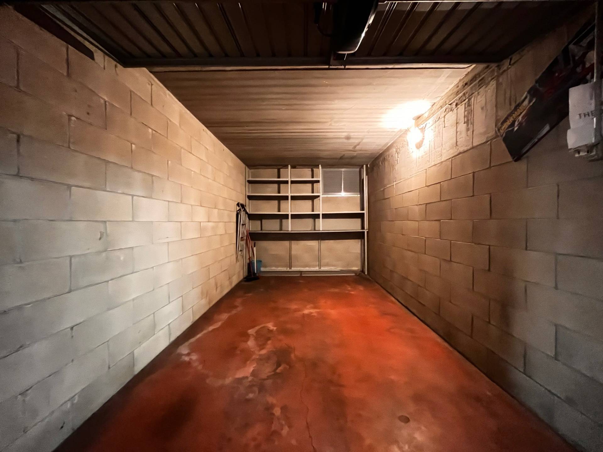 Box in vendita a Genova, Oregina