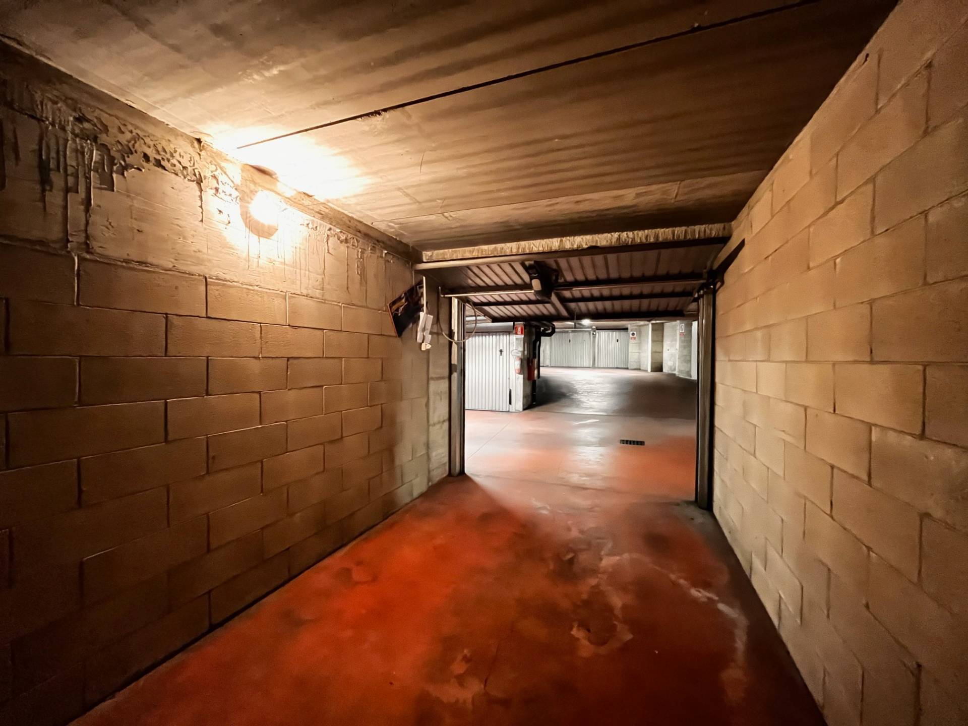 Box in vendita a Genova, Oregina