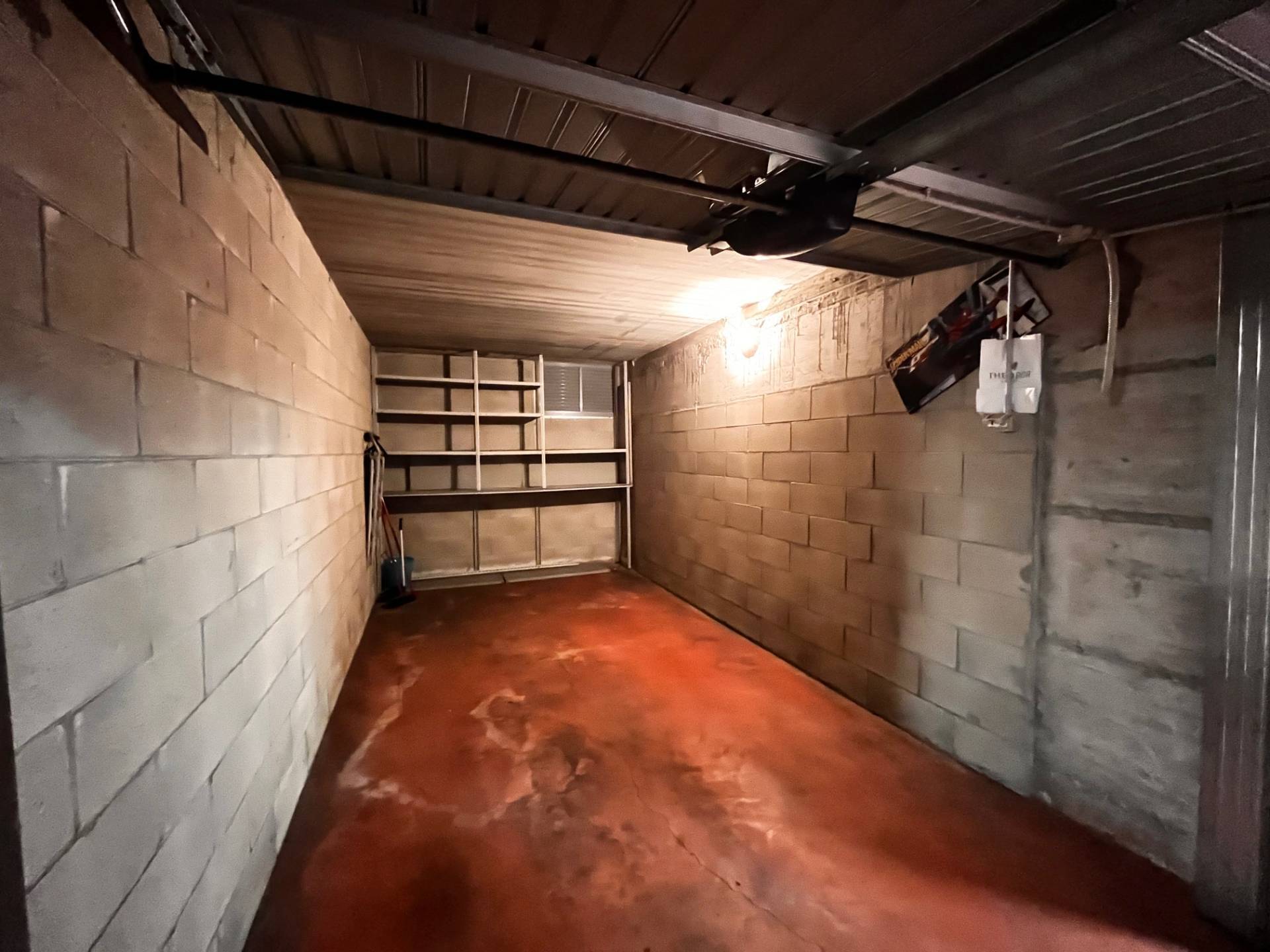 Box in vendita a Genova, Oregina