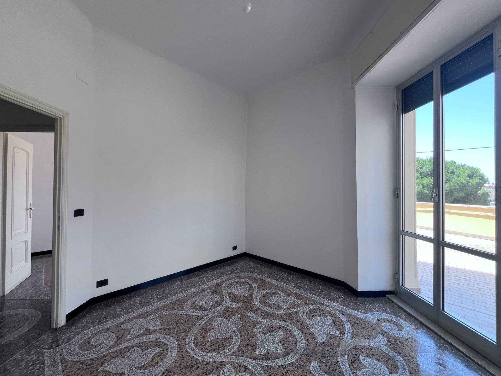 Appartamento in vendita a Genova, Oregina