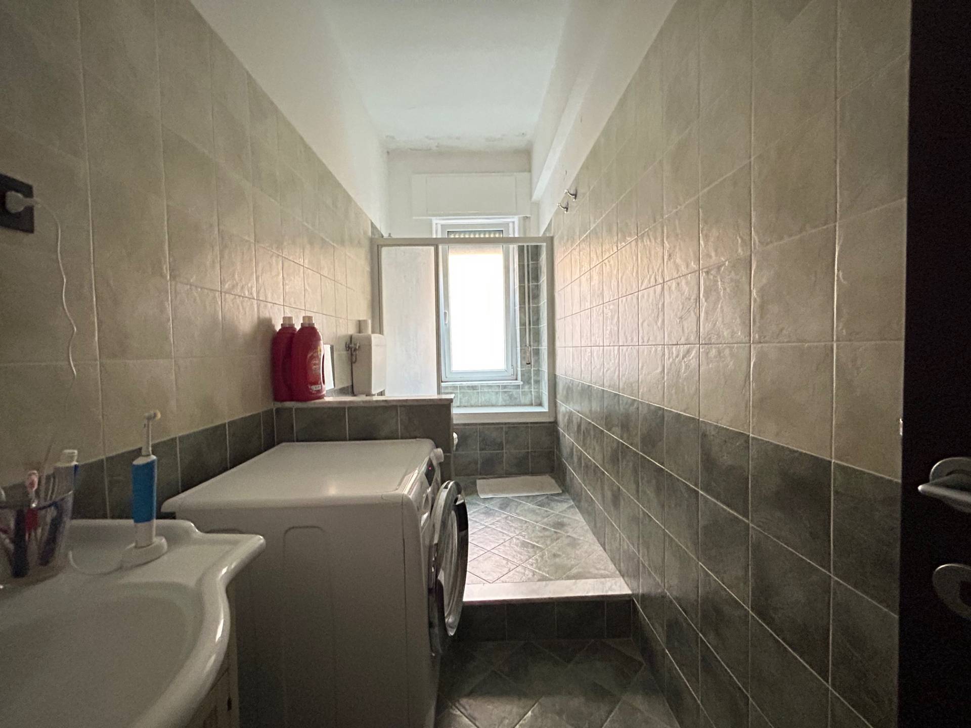 Appartamento in vendita a Genova, Oregina