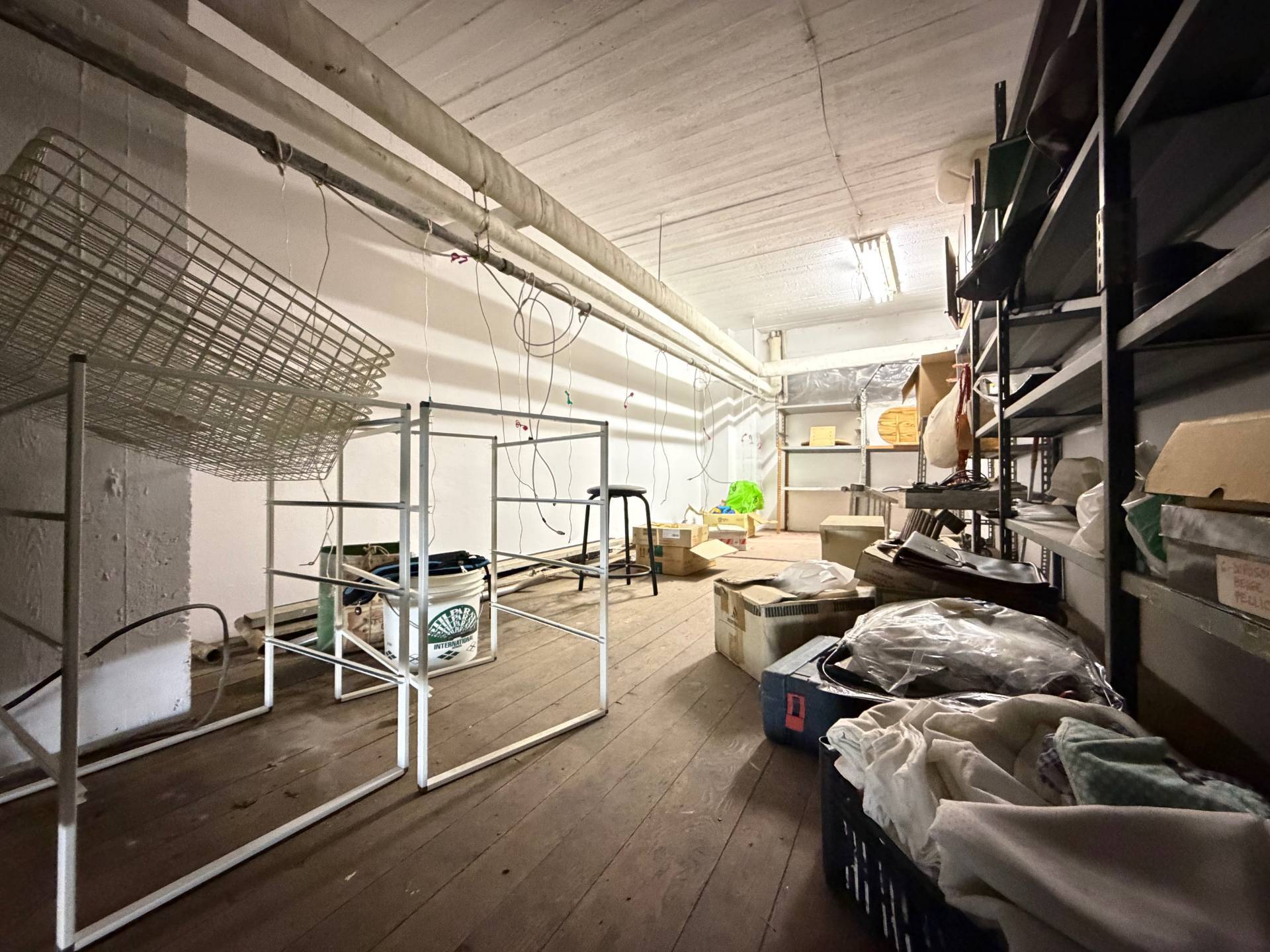 Box in vendita a Genova, Oregina