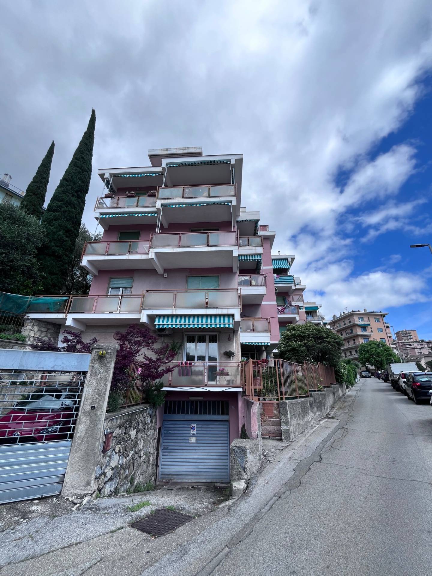 Posto auto in vendita a Genova, Castelletto