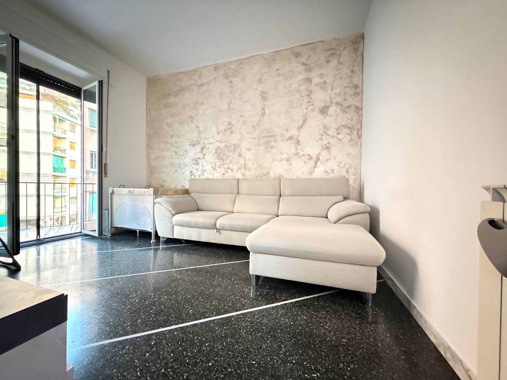 Appartamento in vendita a Genova, Oregina