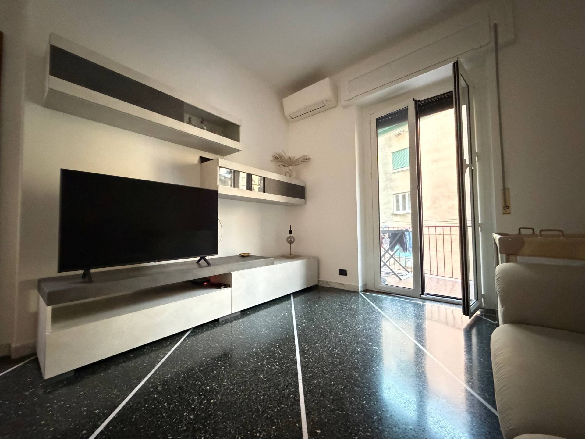 Appartamento in vendita a Genova, Oregina