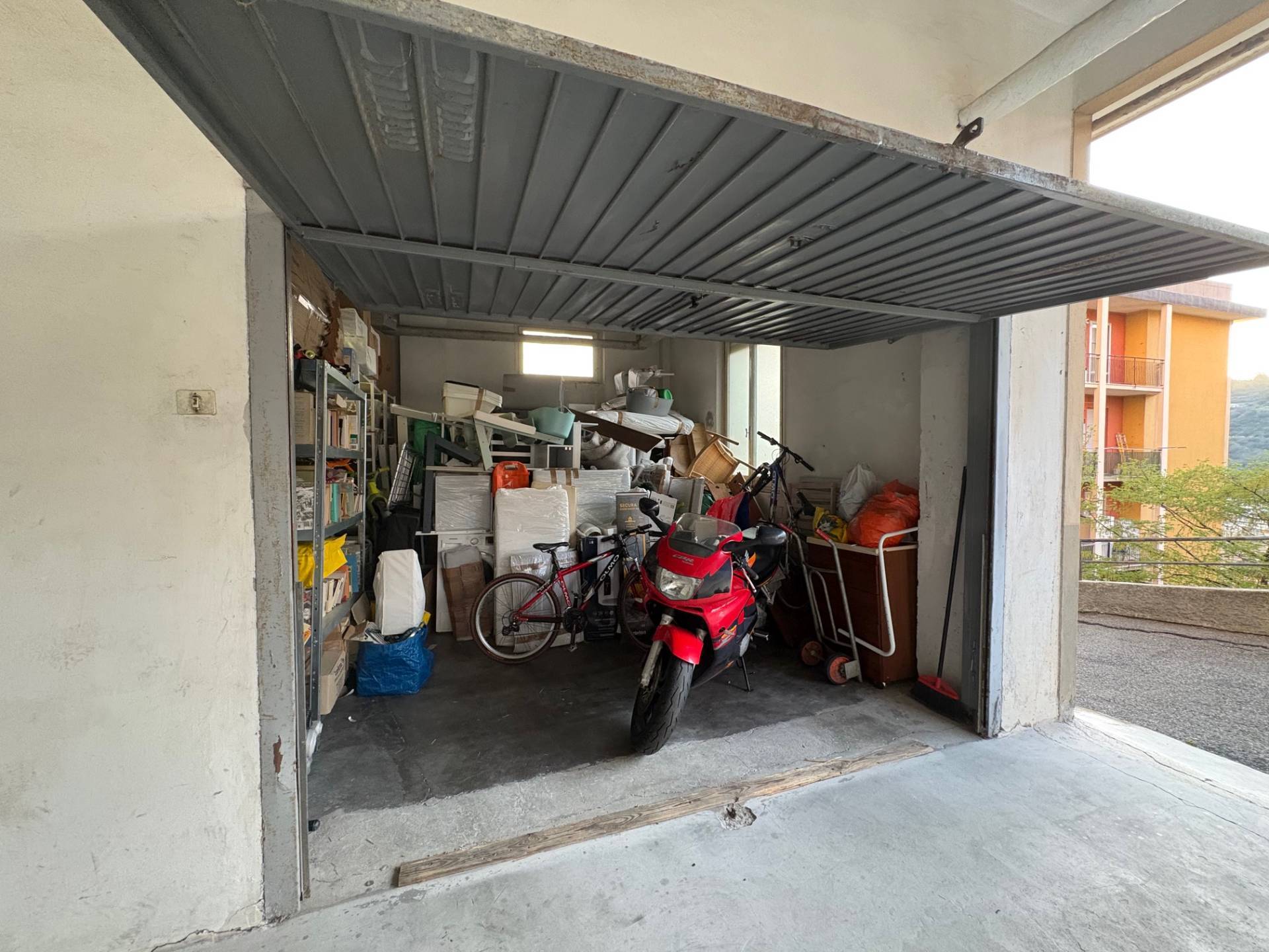 Box o garage in vendita a Genova, Oregina