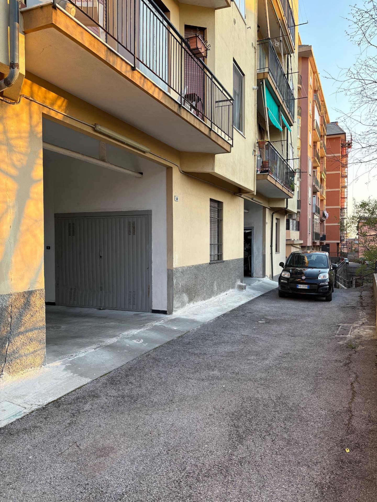 Box o garage in vendita a Genova, Oregina