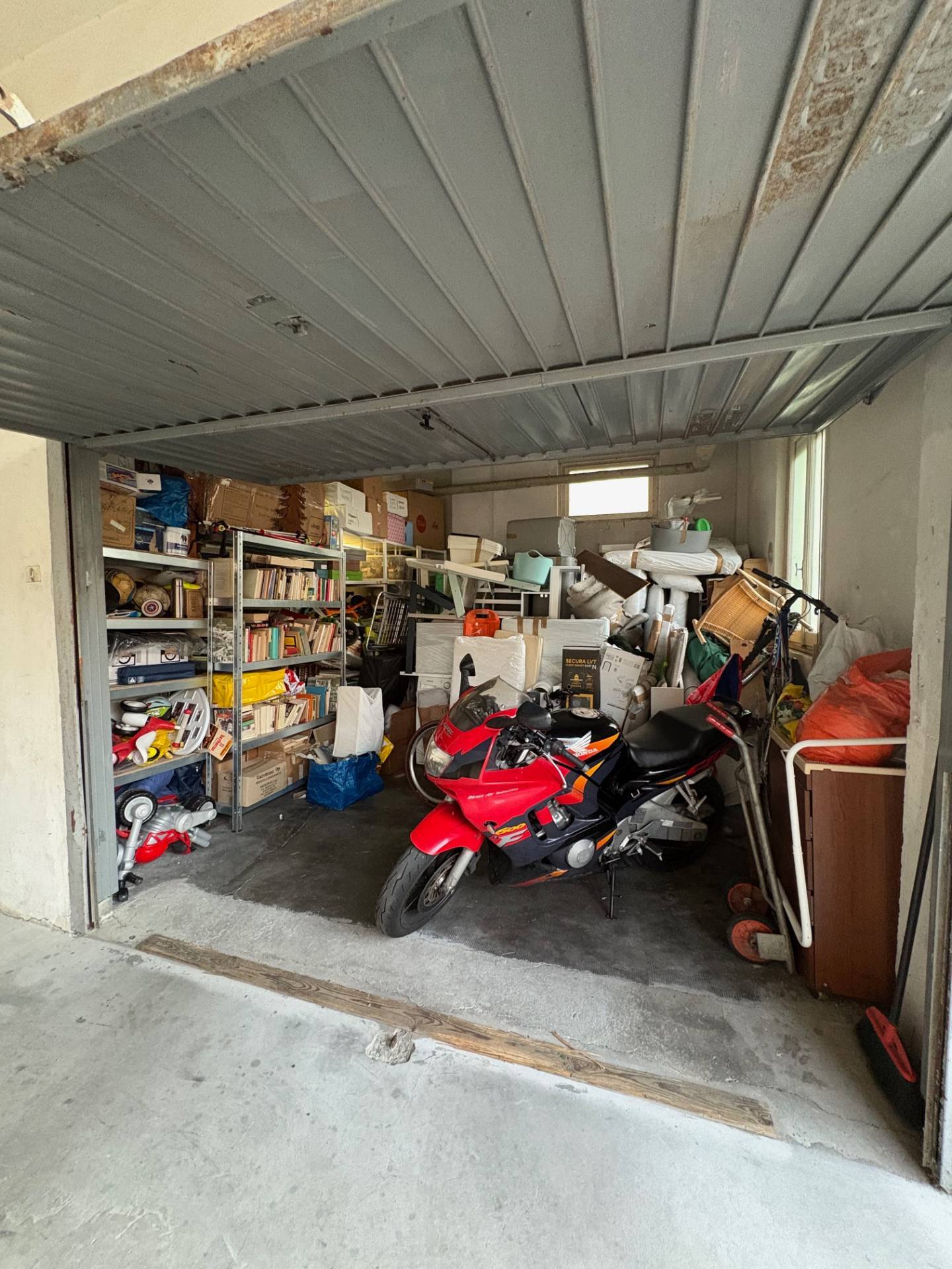Box o garage in vendita a Genova, Oregina