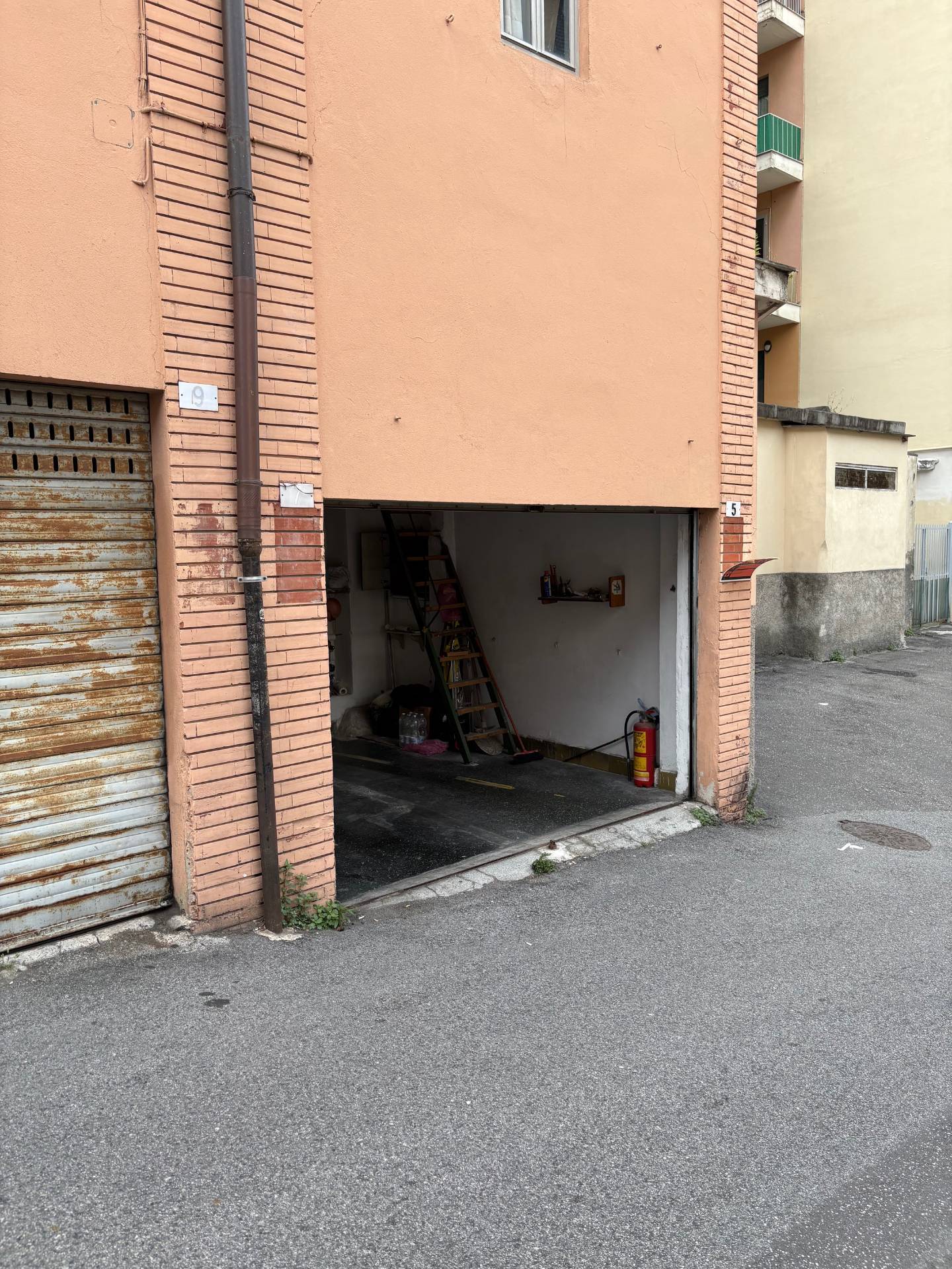 Box o garage in vendita a Genova, Oregina