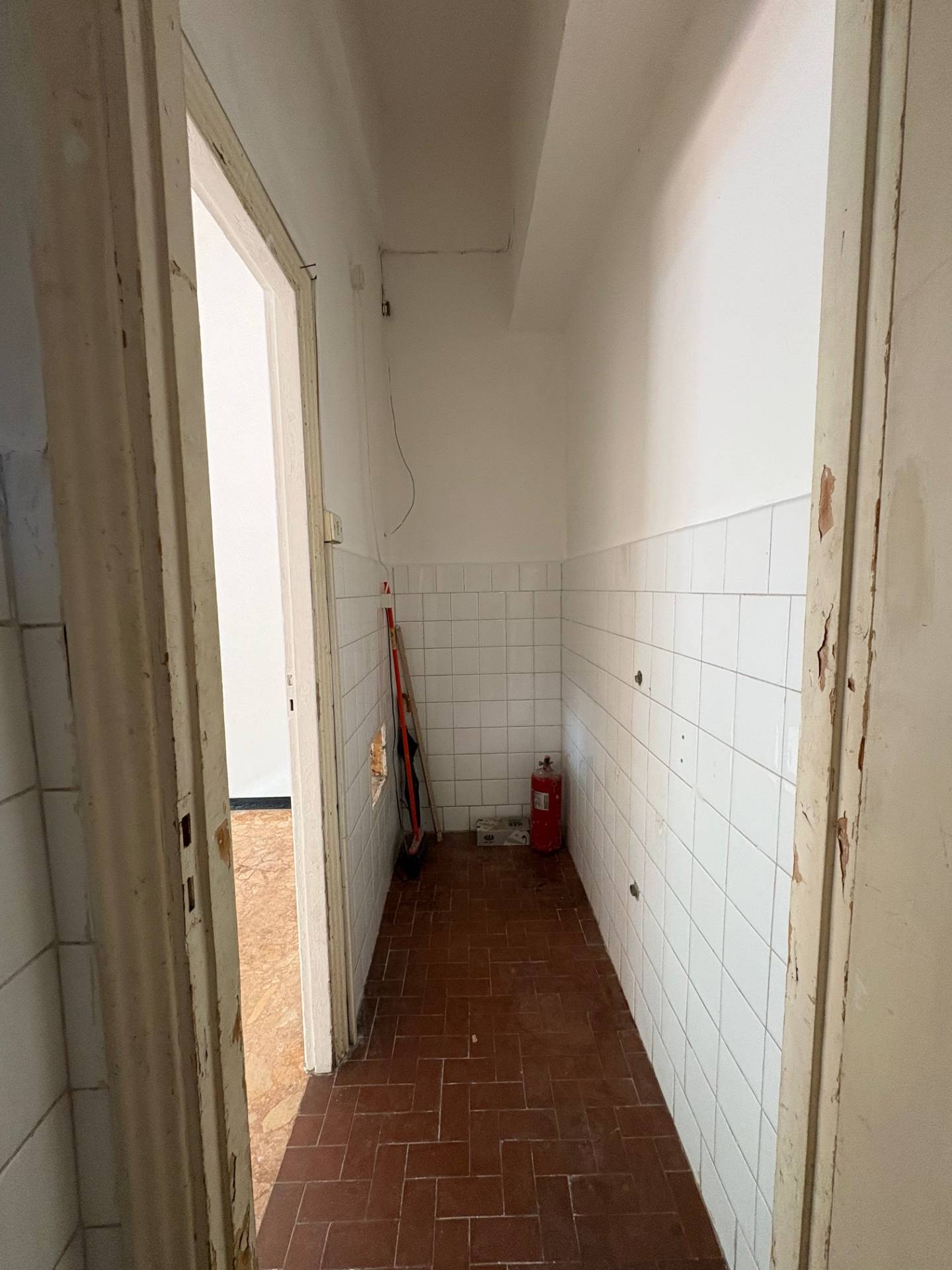 Attivit commerciale in vendita a Genova, Oregina