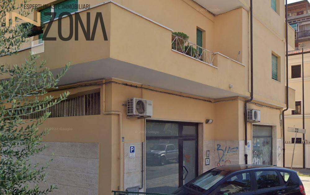 Locale commerciale in vendita, Pescara centro