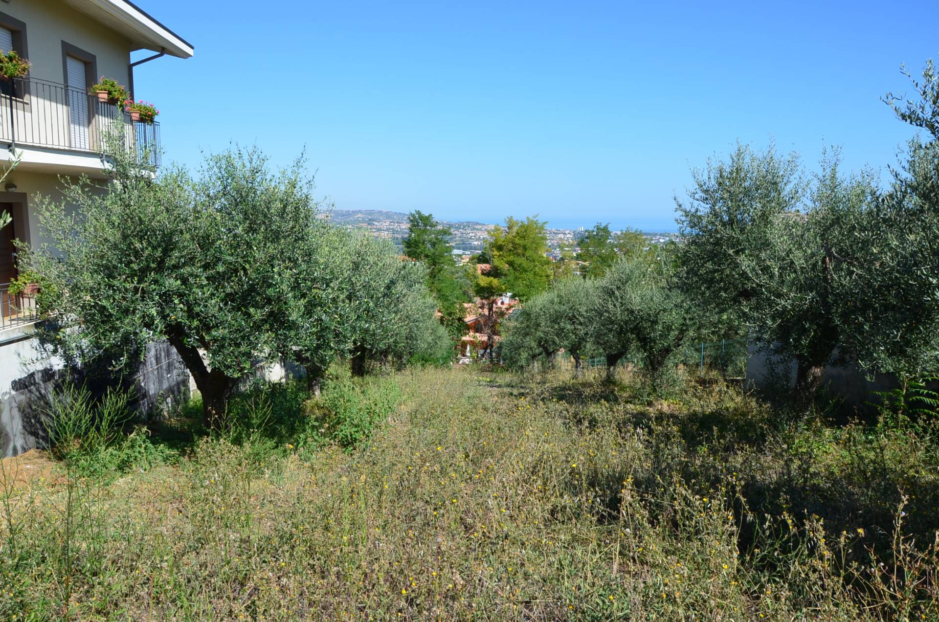 Terreno edificabile in vendita a Montesilvano, Montesilvano colle