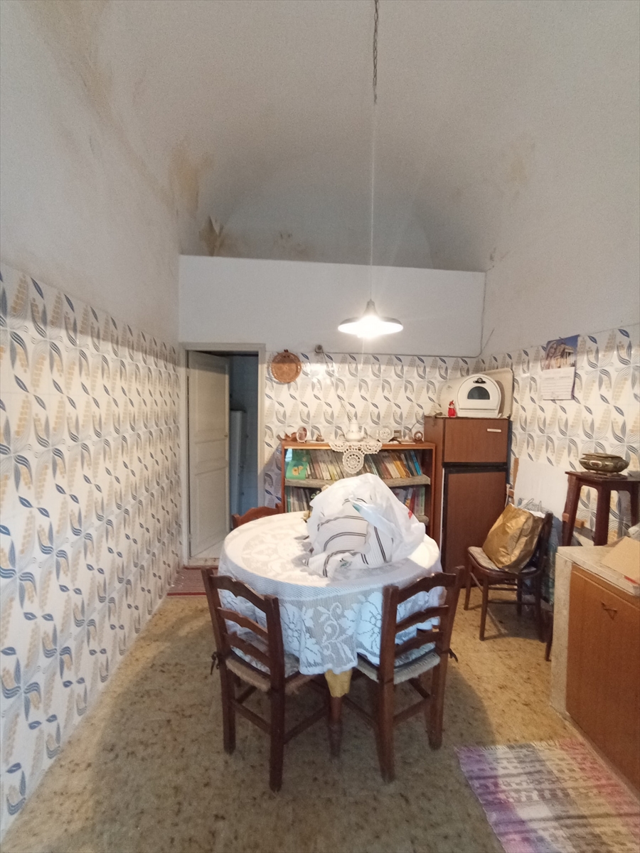 Casa indipendente da ristrutturare in lenzi, Erice