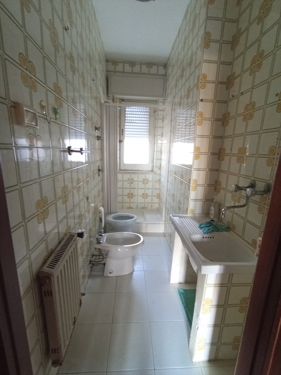 Quadrilocale da ristrutturare in via degli stabilimenti, Trapani