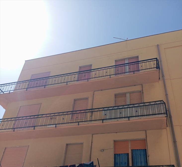 Quadrilocale con box in via scilla, Erice