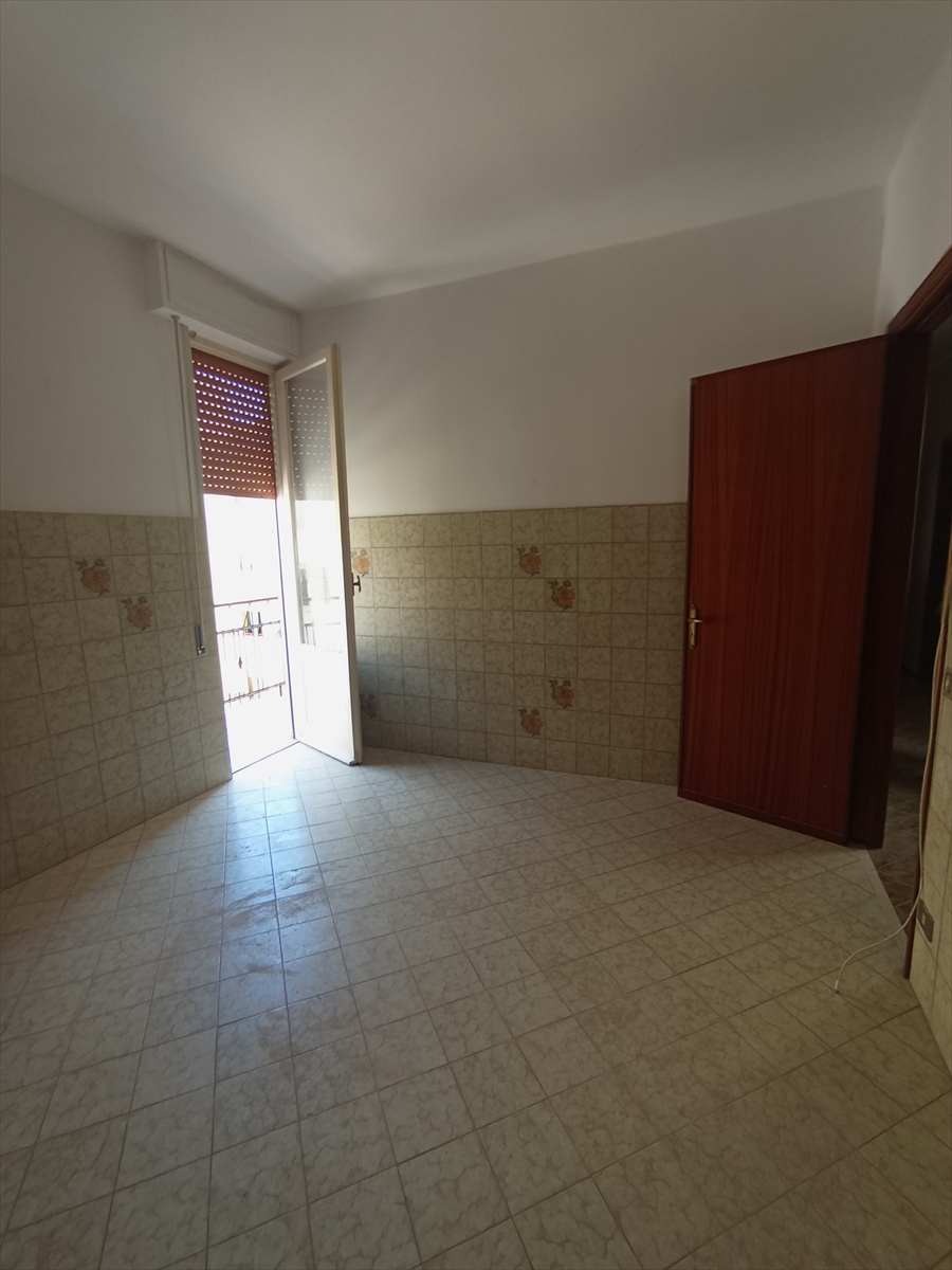 Quadrilocale con box in via scilla, Erice