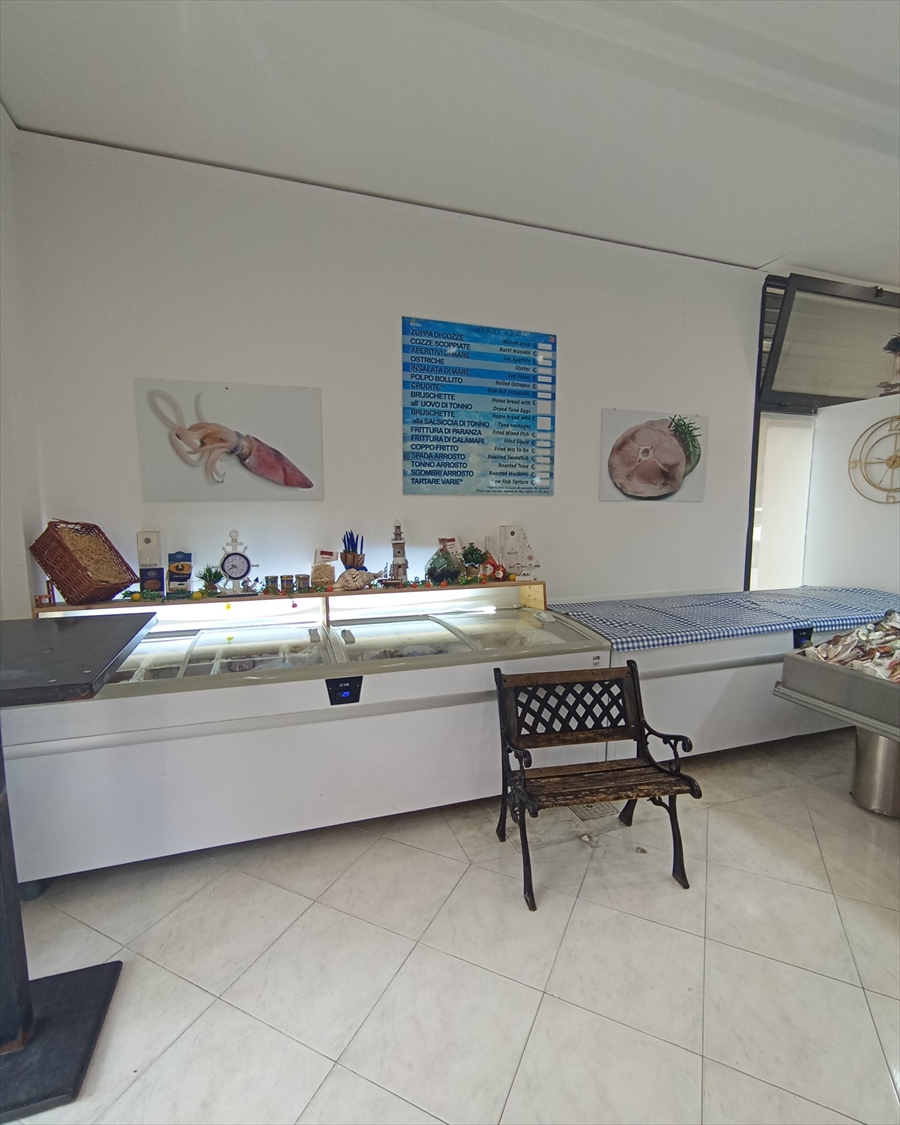 Attivit� commerciale in vendita in via riccardo passeneto, Trapani