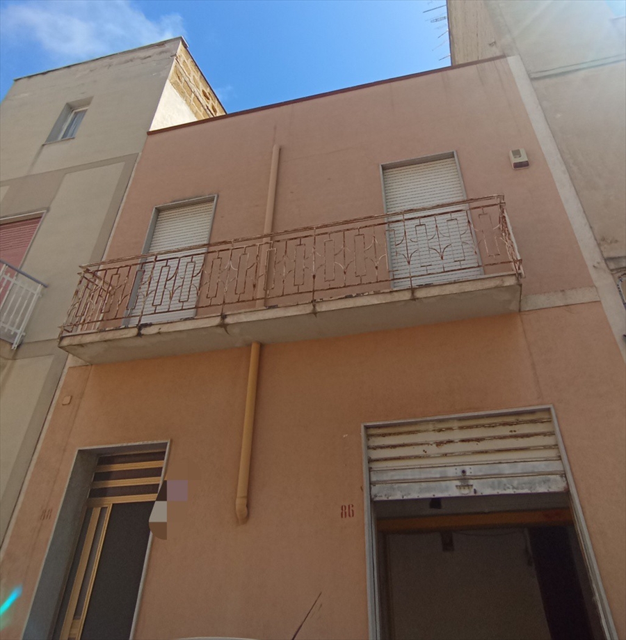 Casa indipendente con box in via dell'assunta, Erice