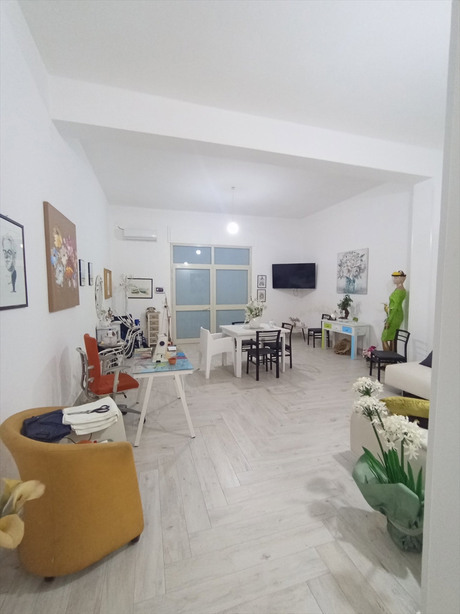 Casa indipendente con box, Erice casa santa