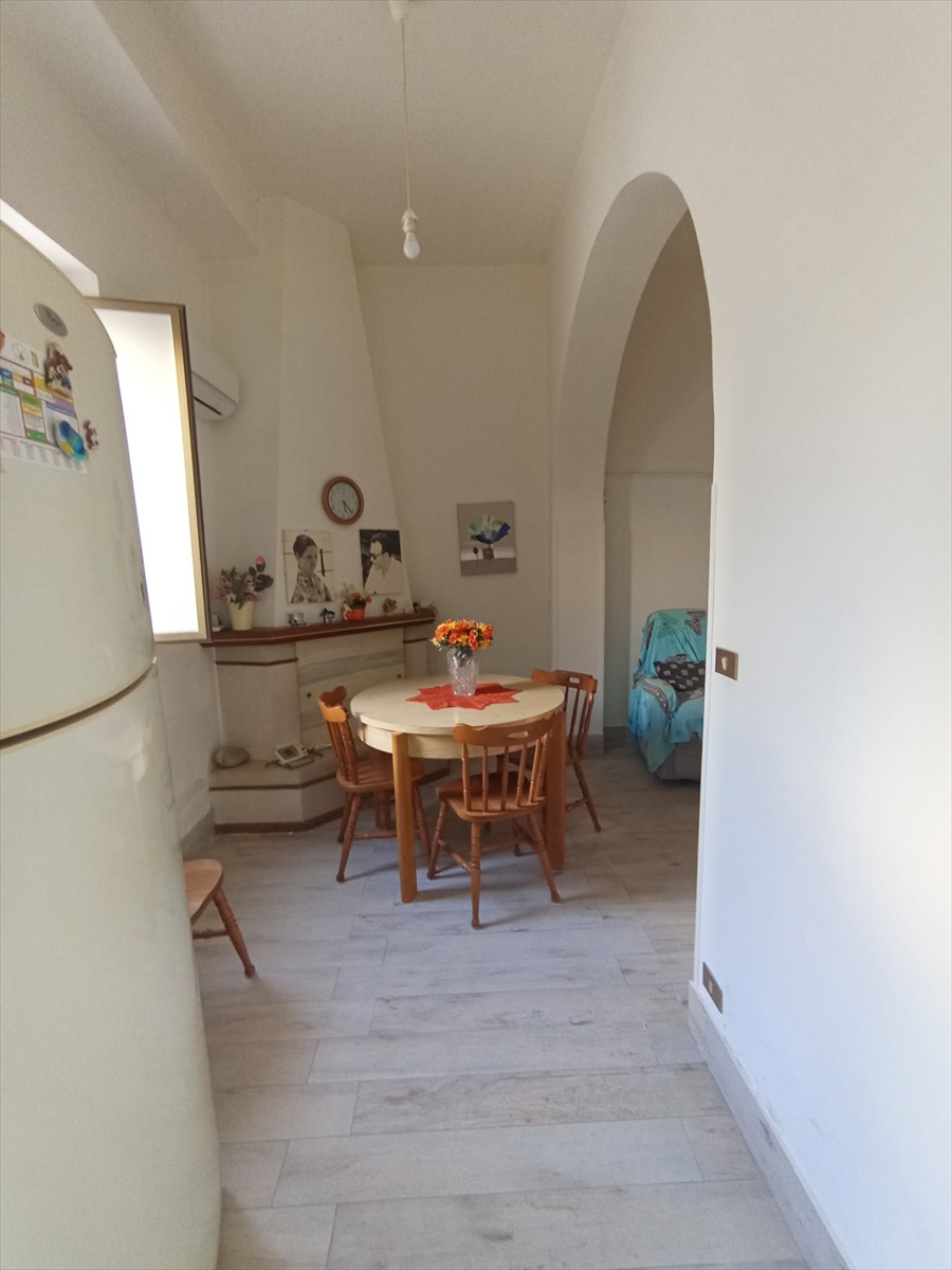 Casa indipendente con box, Erice casa santa