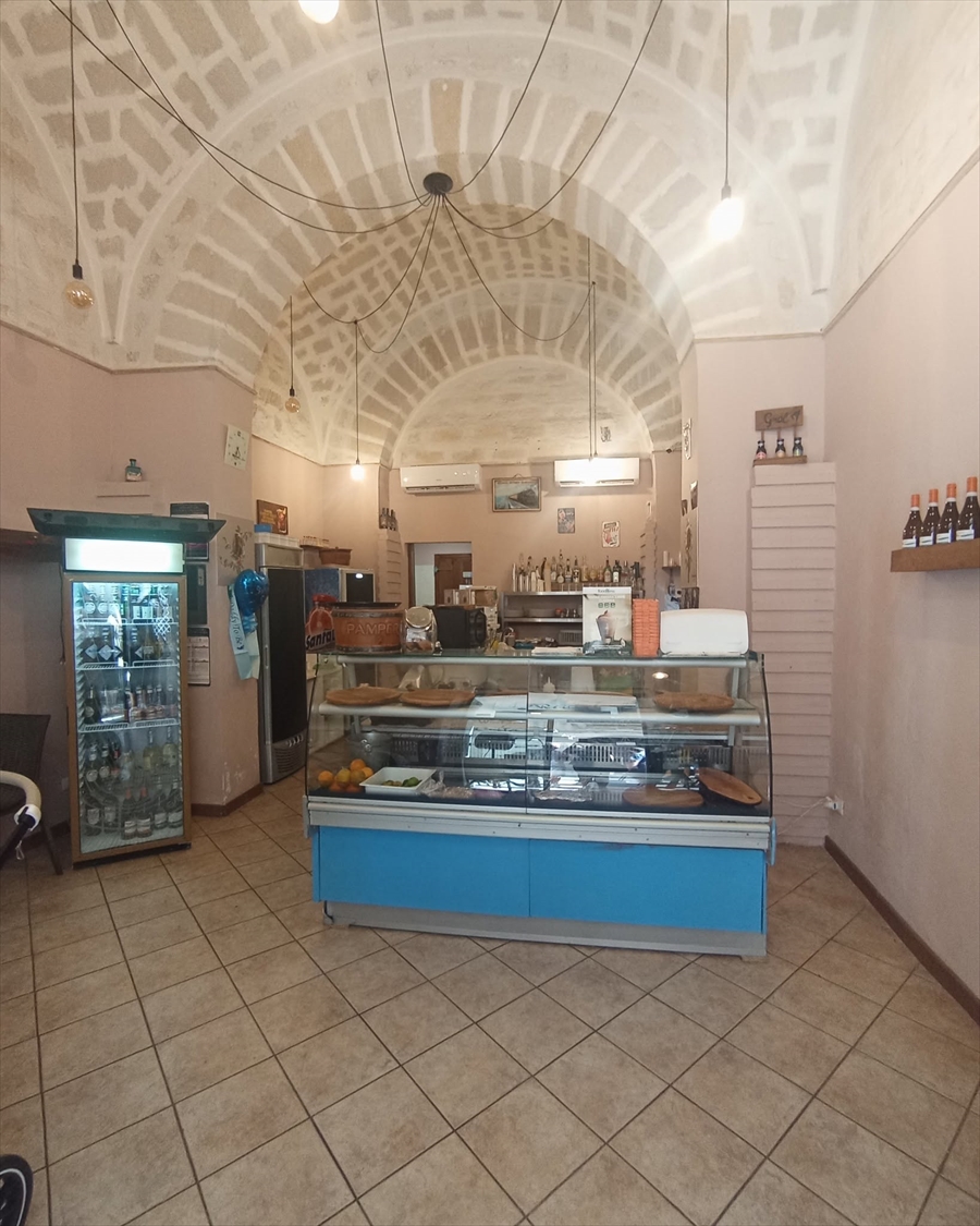 Attivit� commerciale in vendita in via garibaldi, Trapani