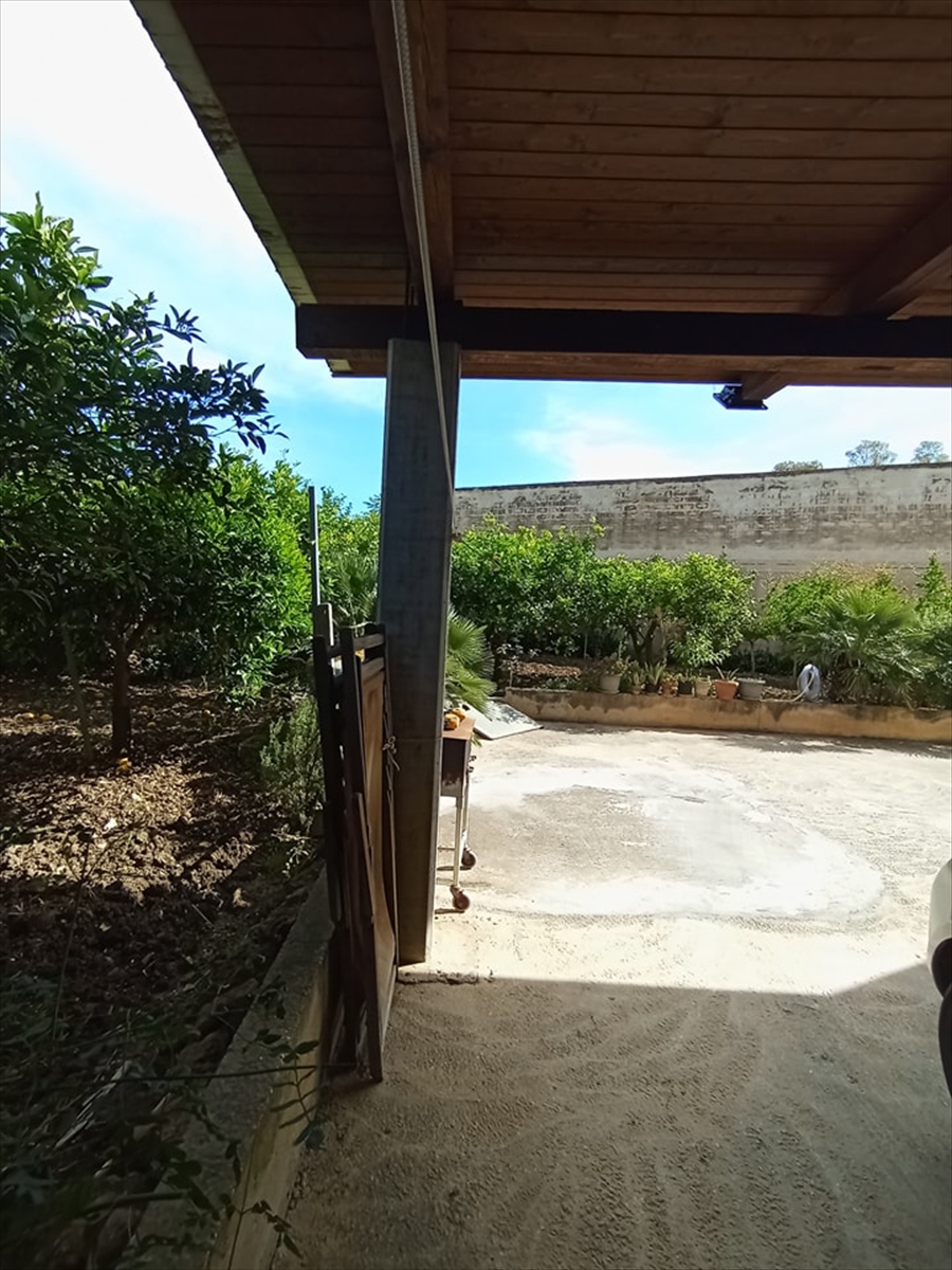 Casa indipendente con giardino, Paceco centro storico