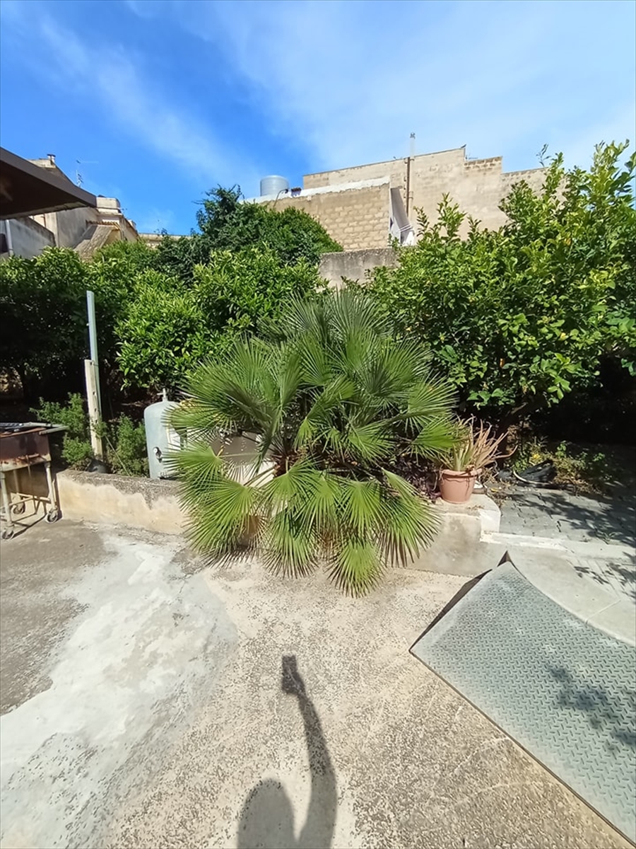 Casa indipendente con giardino, Paceco centro storico