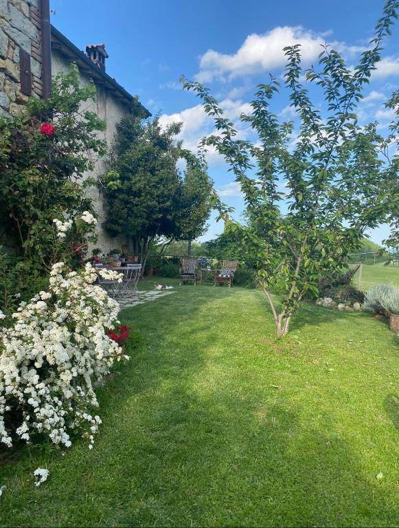 Rustico in vendita a Vergato, Tol Cereglio