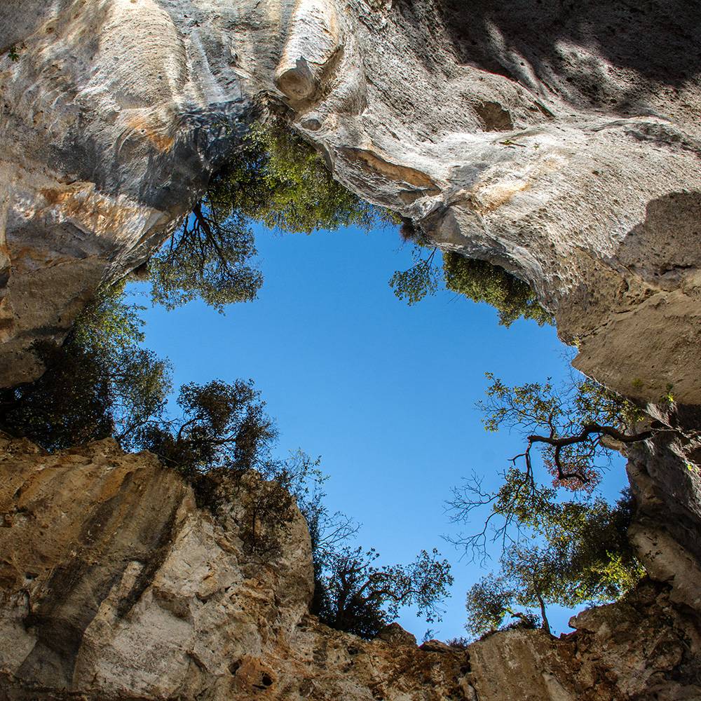 BOX/POSTO AUTO in vendita a Finale Ligure, Finalborgo