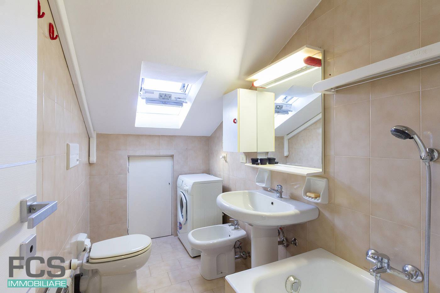 Bilocale in vendita a Finale Ligure, Finale Pia