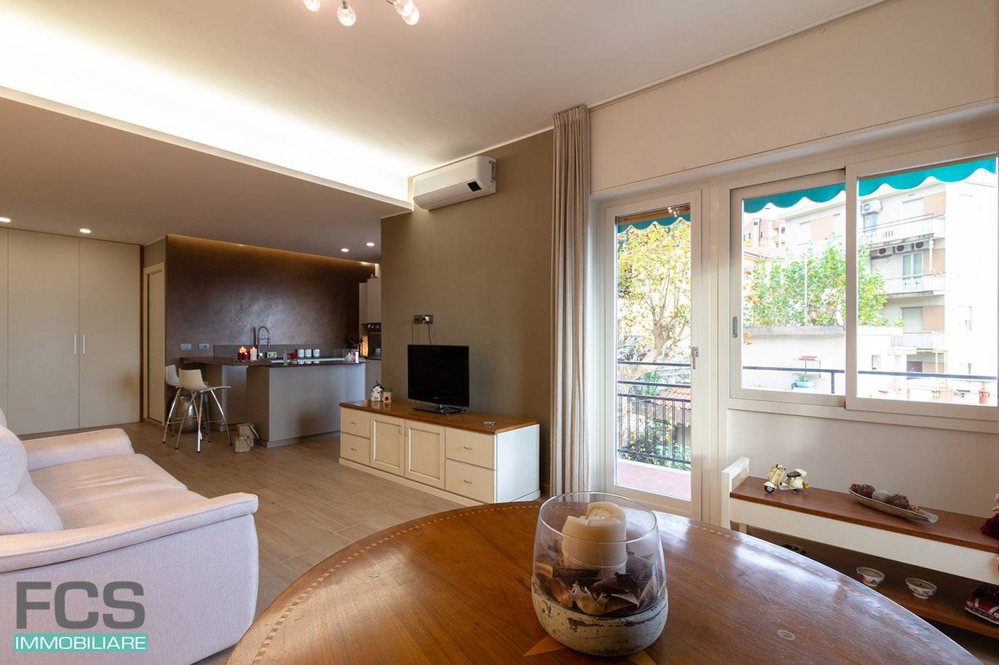 Appartamento in vendita a Finale Ligure, Finale Marina