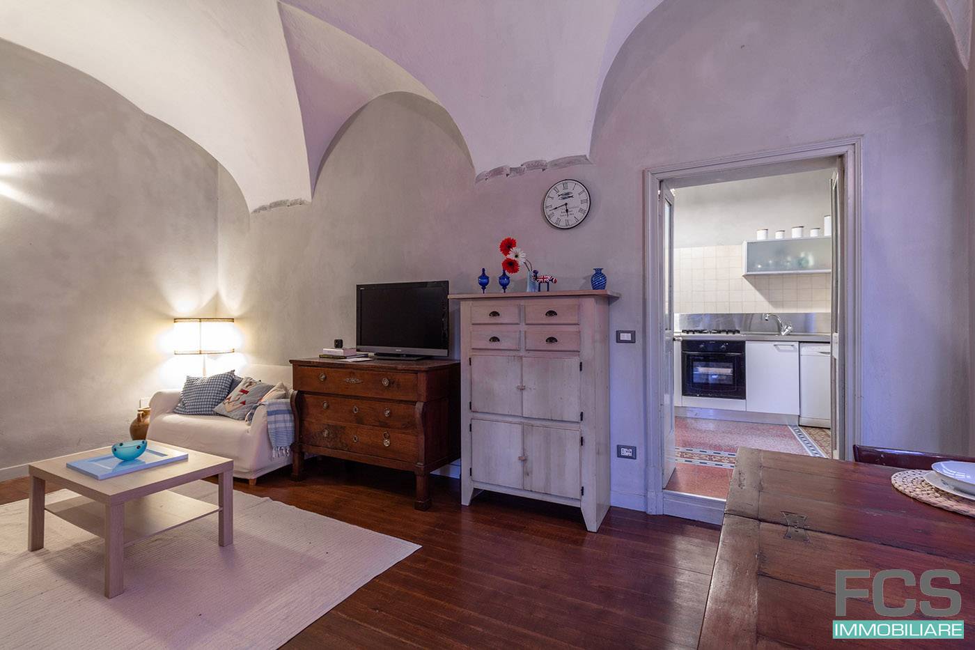 Appartamento in vendita a Finale Ligure, Finalborgo