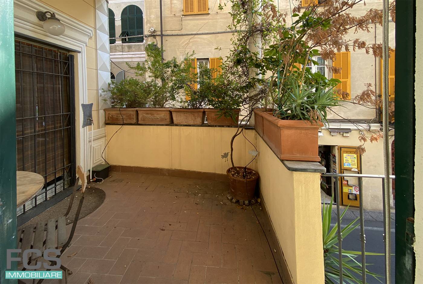 Appartamento in vendita a Finale Ligure, Finalborgo