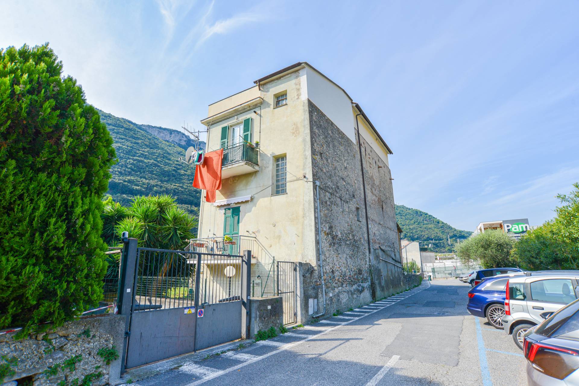 Appartamento in affitto a Finale Ligure, Finalborgo