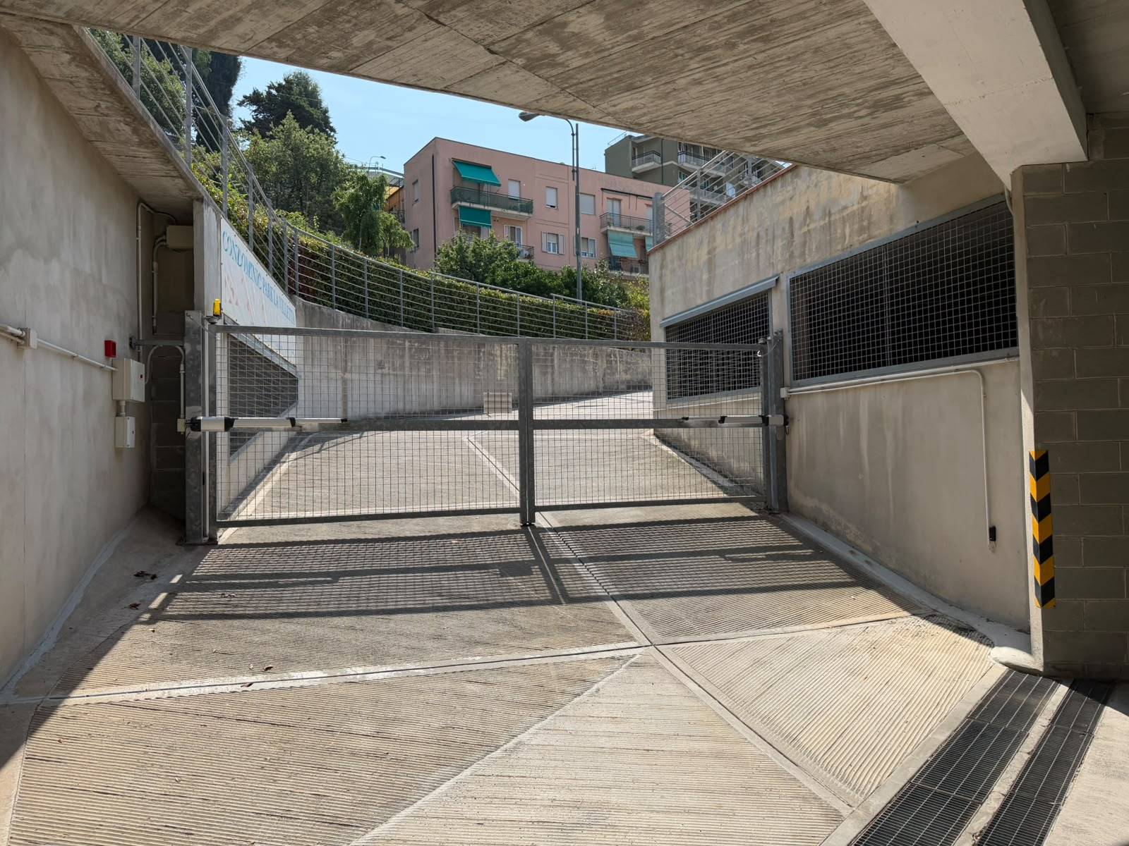 Posto auto scoperto in vendita a Finale Ligure, Finale Marina